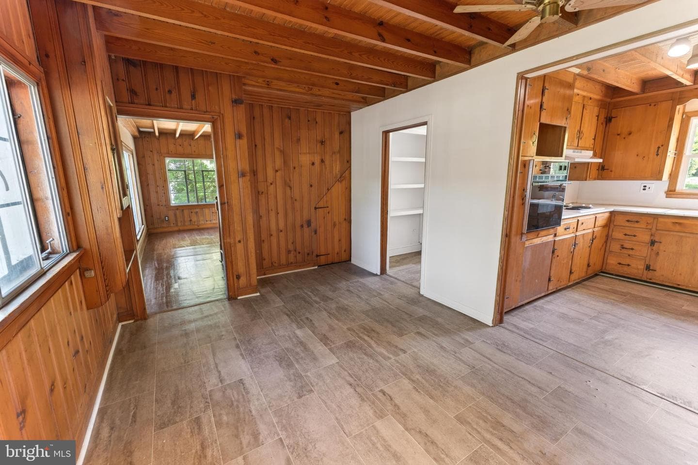 28266 Riverside Drive photo 14