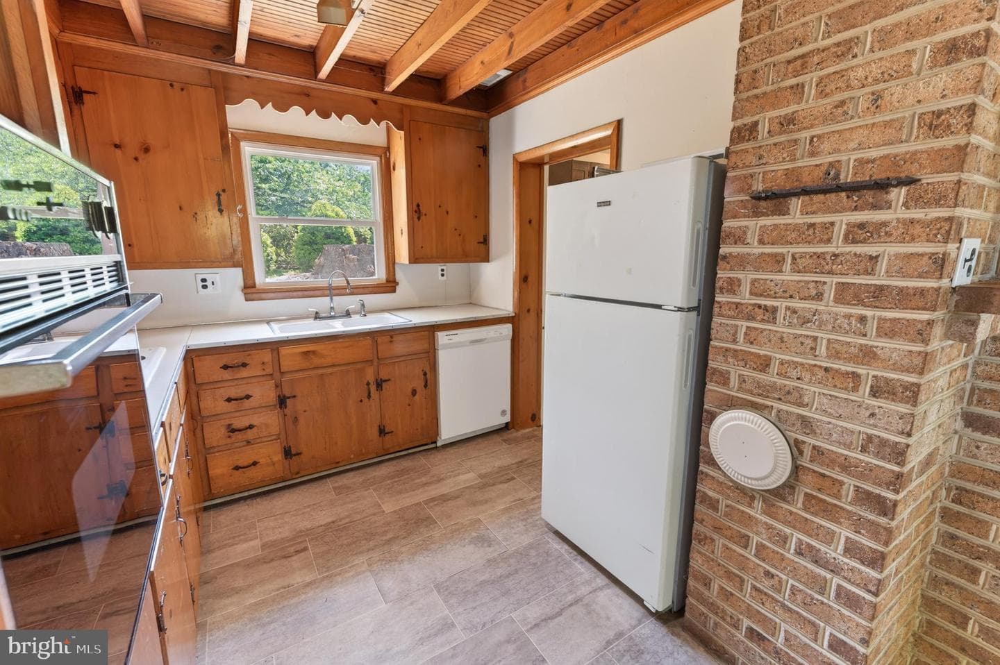 28266 Riverside Drive photo 17