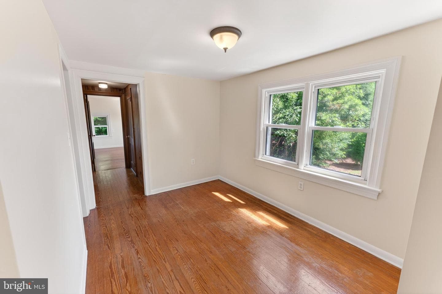 28266 Riverside Drive photo 36