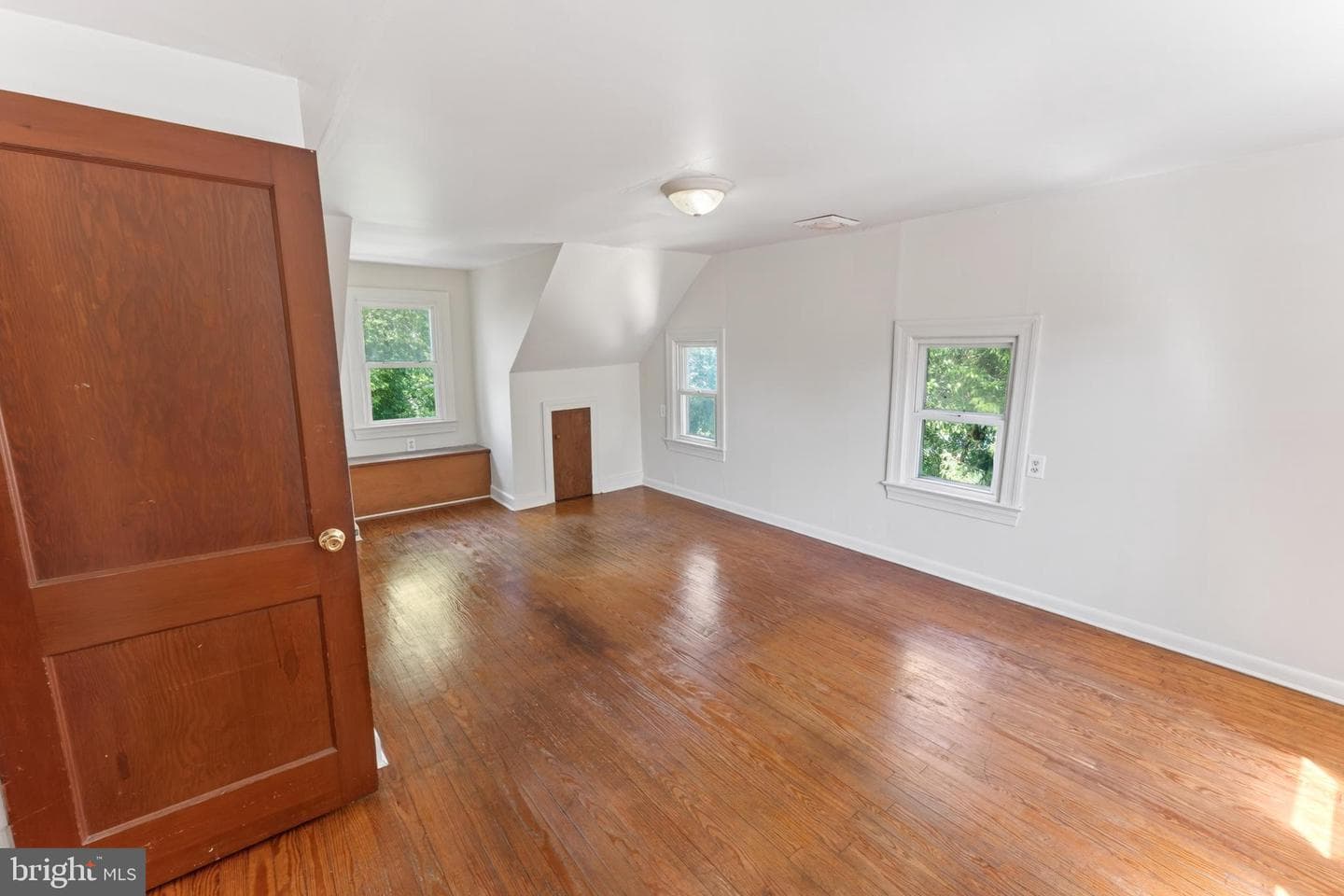 28266 Riverside Drive photo 37