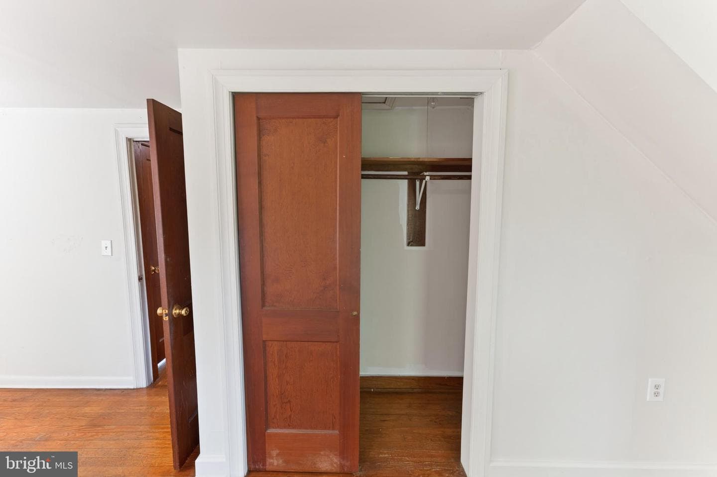 28266 Riverside Drive photo 40