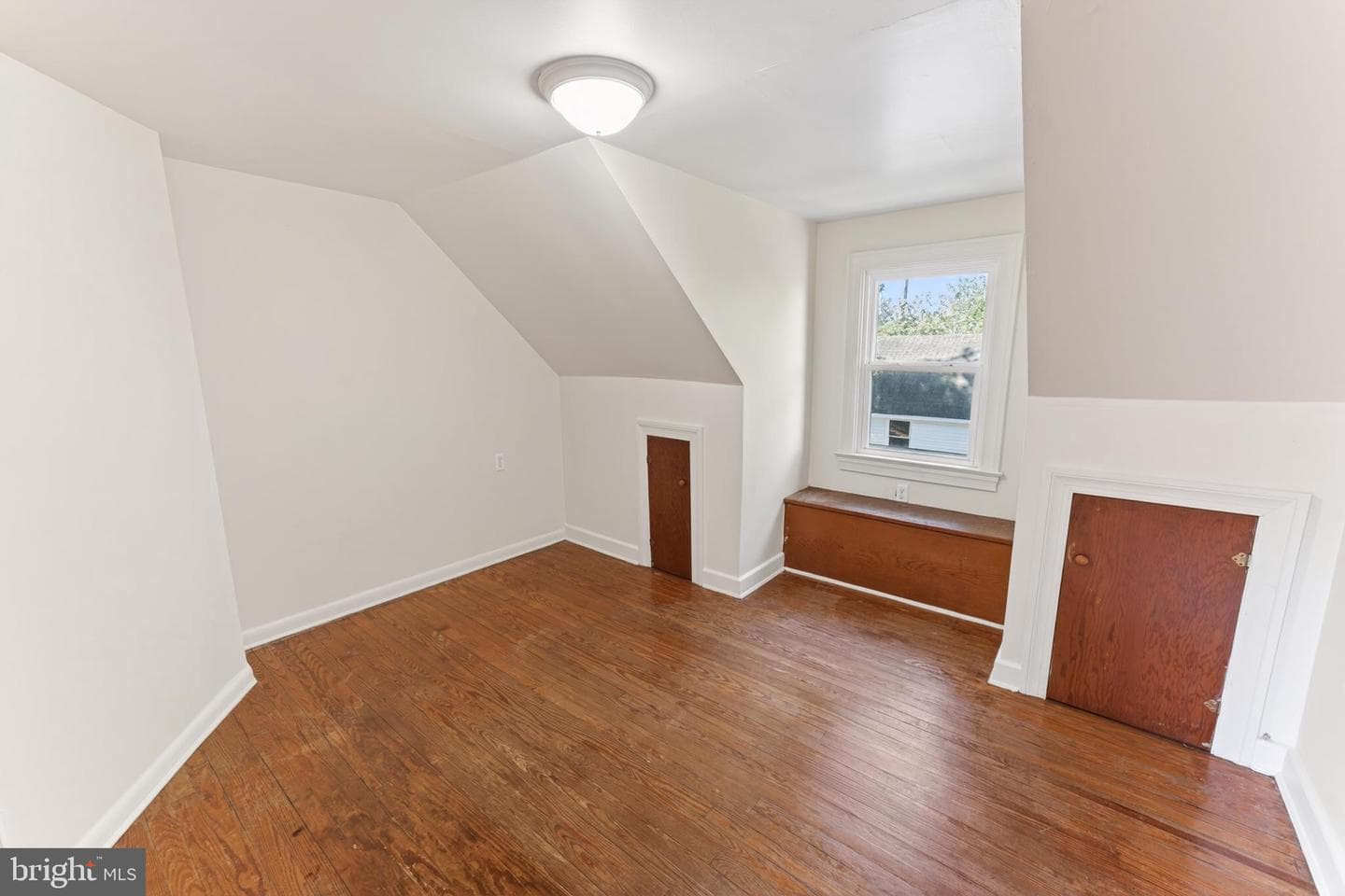 28266 Riverside Drive photo 41