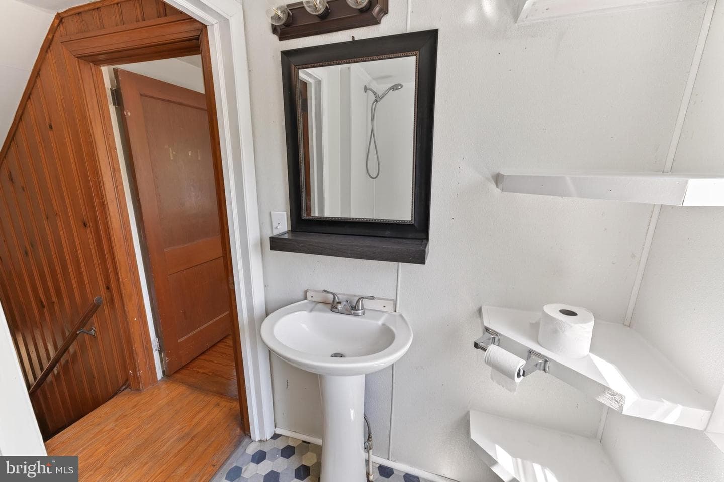 28266 Riverside Drive photo 47