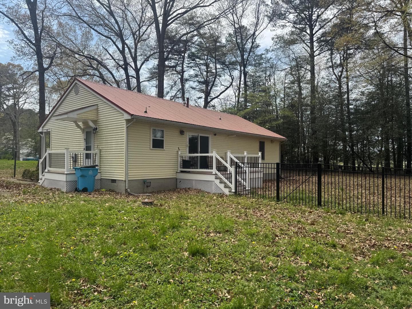 801 Outten Road photo 2