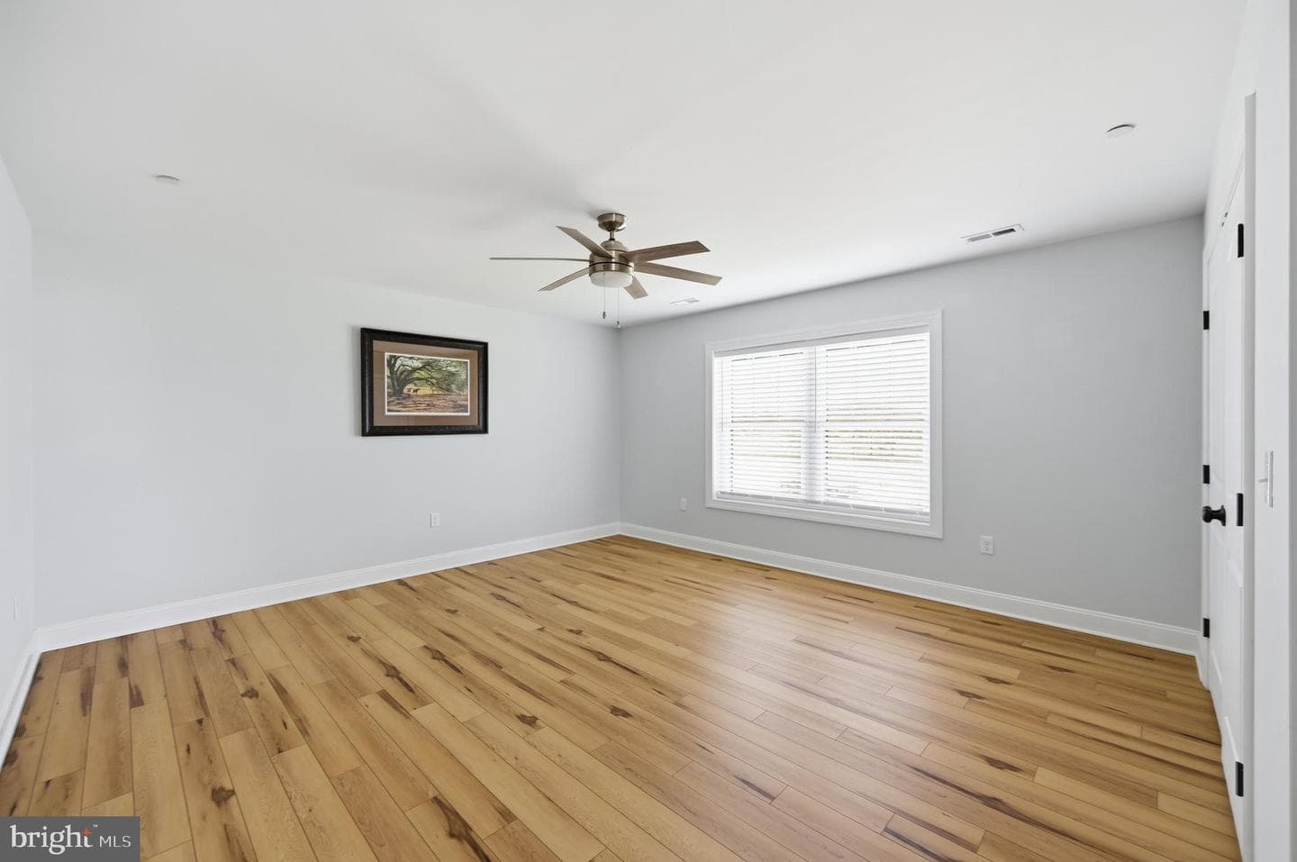 5756 Earldom Lane photo 25