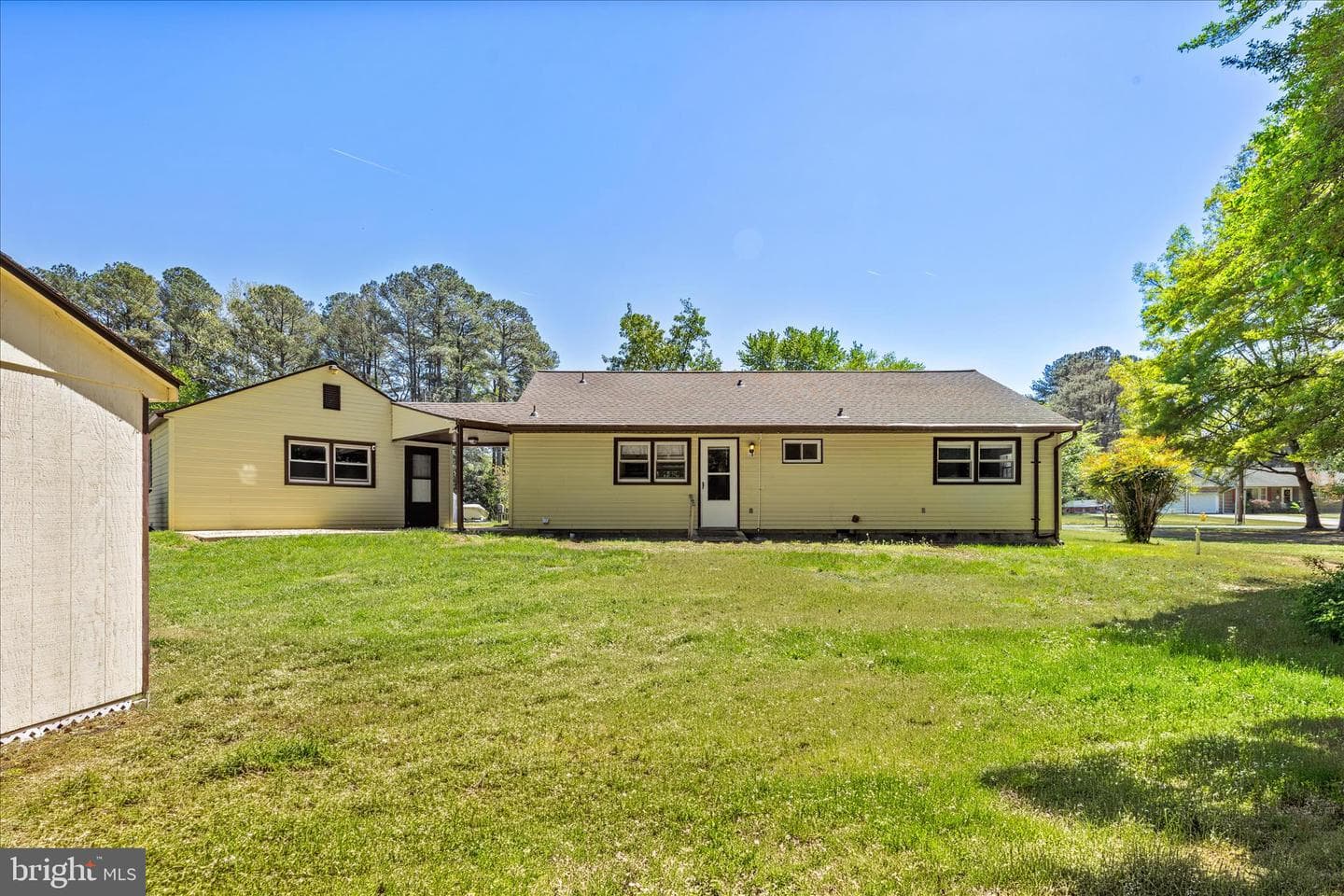 104 Oaklee Drive photo 25