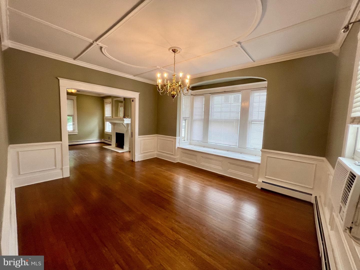 309 Middle Boulevard photo 18