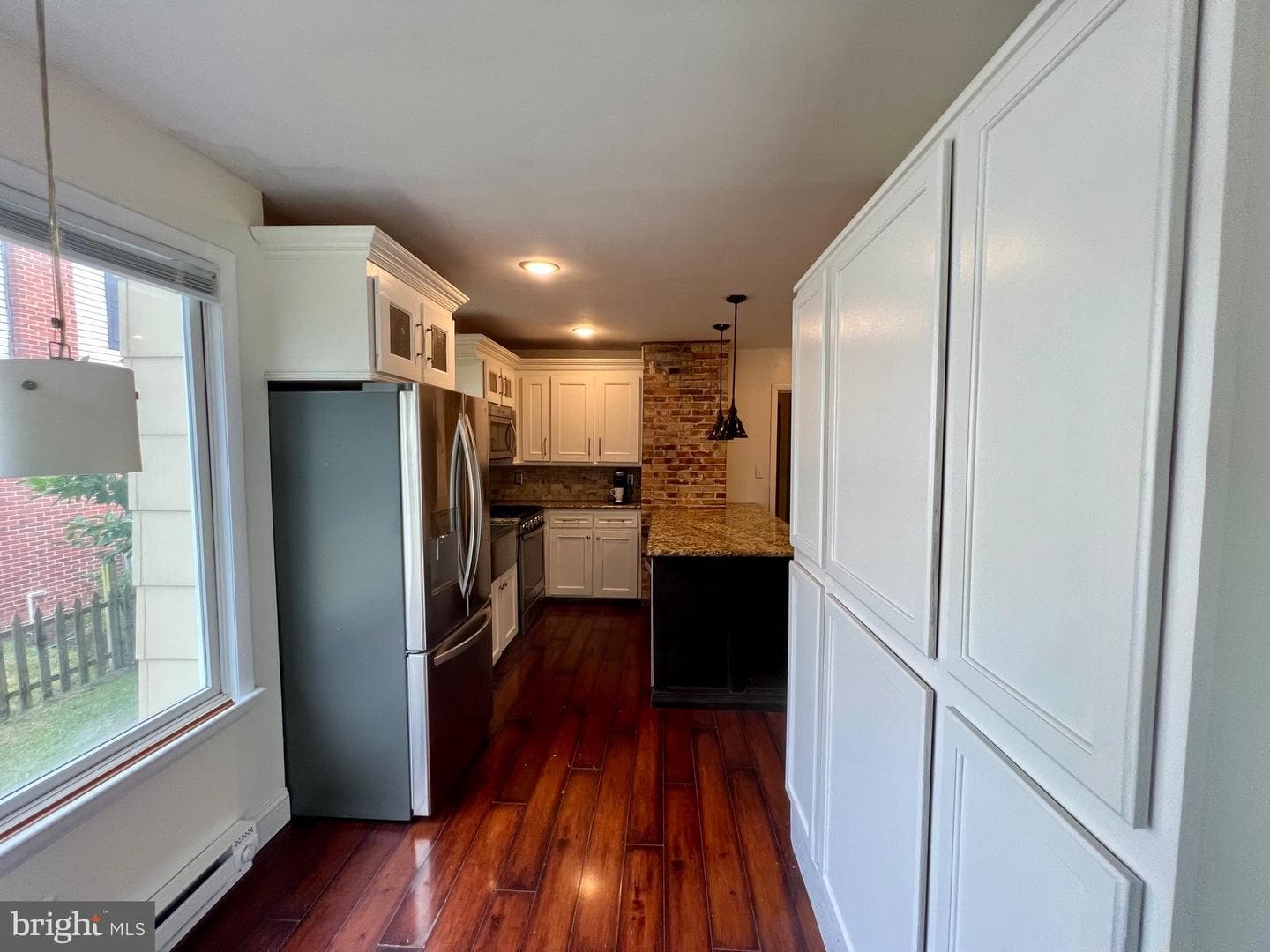 309 Middle Boulevard photo 23