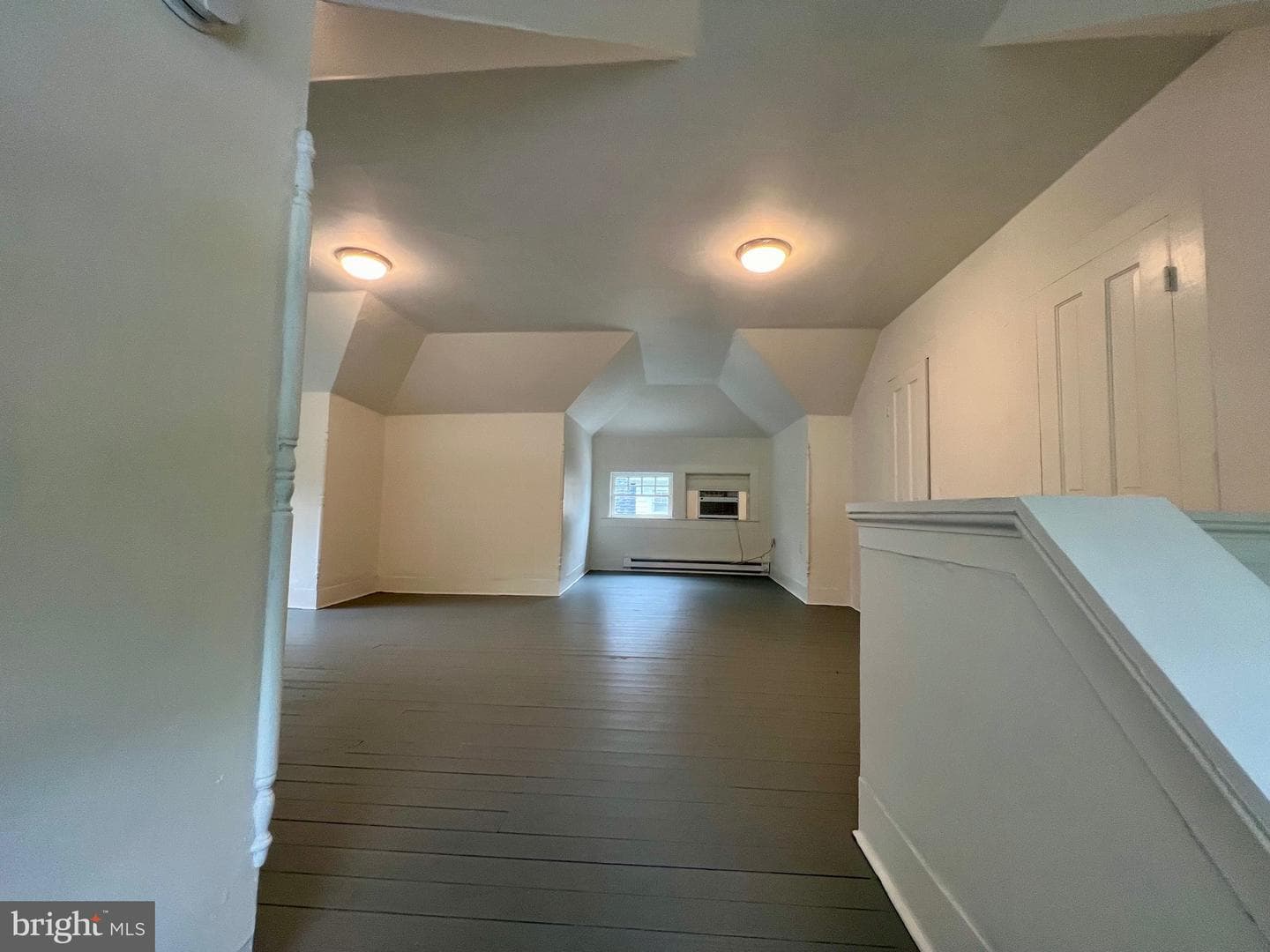 309 Middle Boulevard photo 57