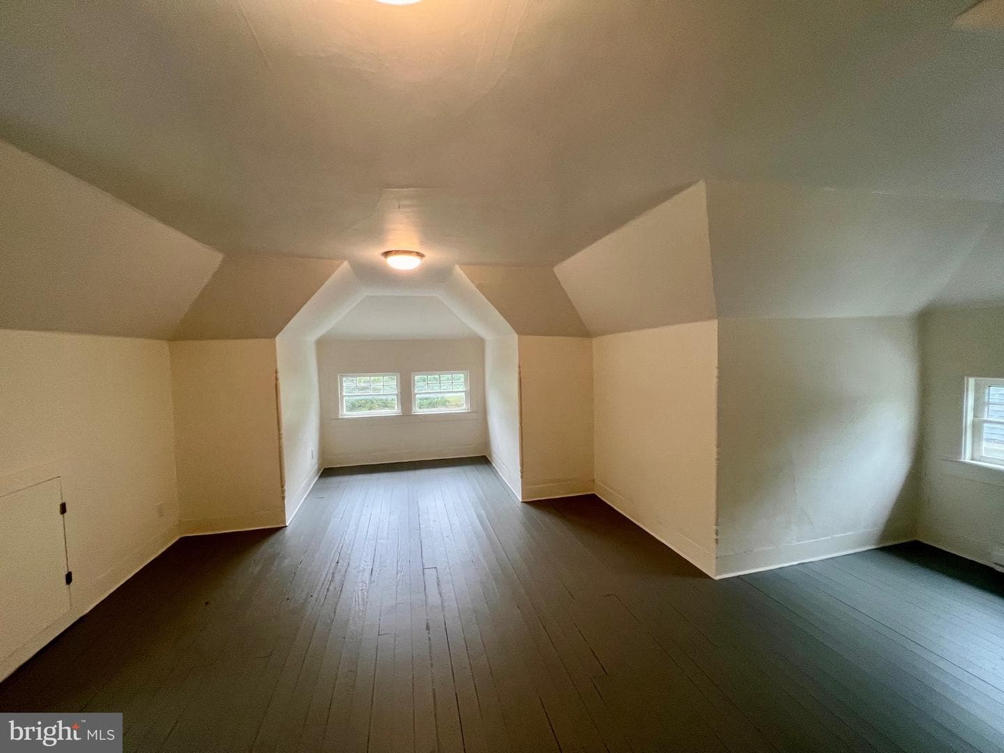 309 Middle Boulevard photo 58