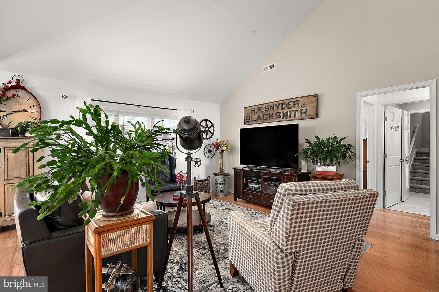 6098 Tarry Town Road photo 16