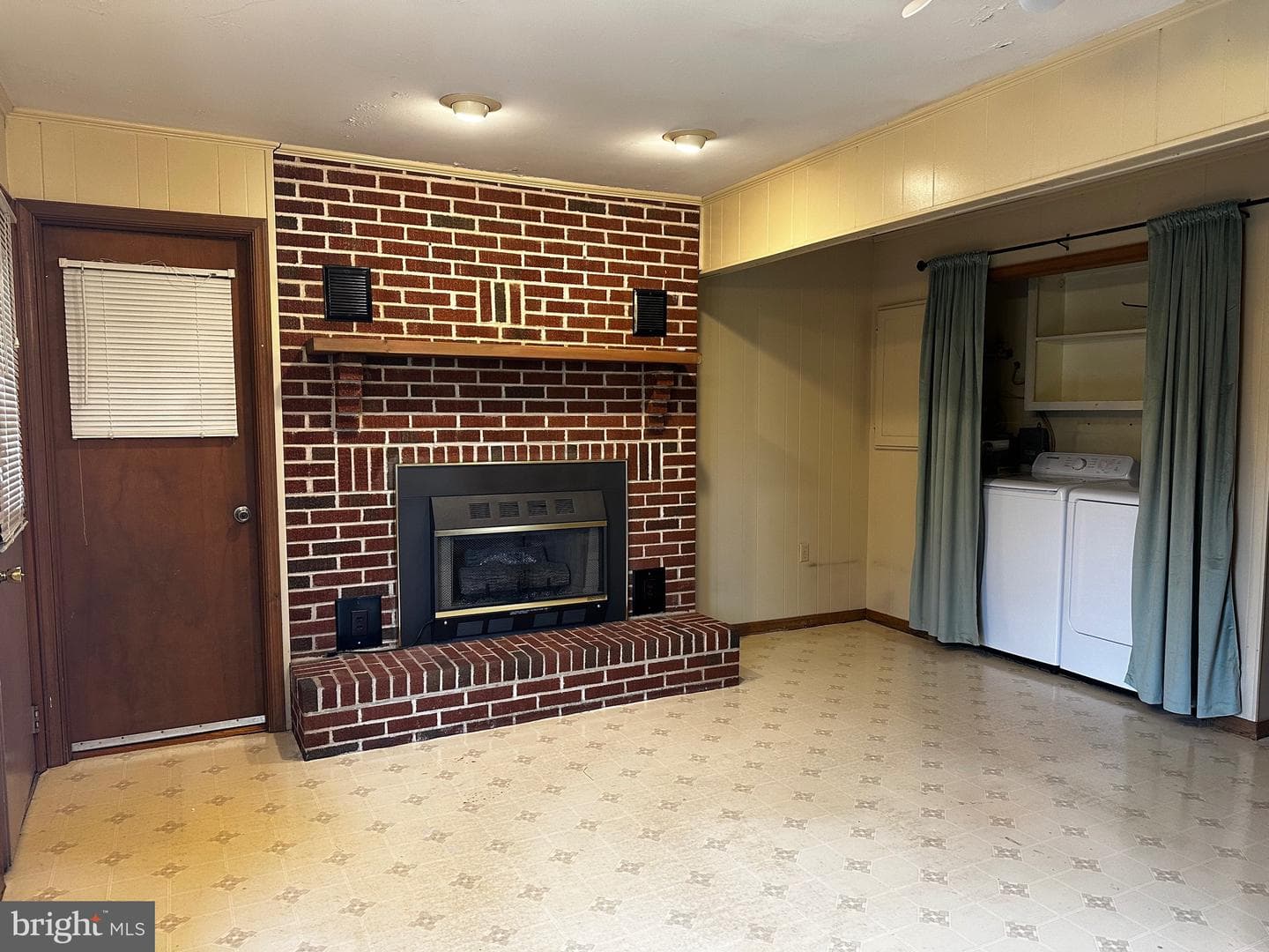 3871 Meadow Bridge Road photo 12