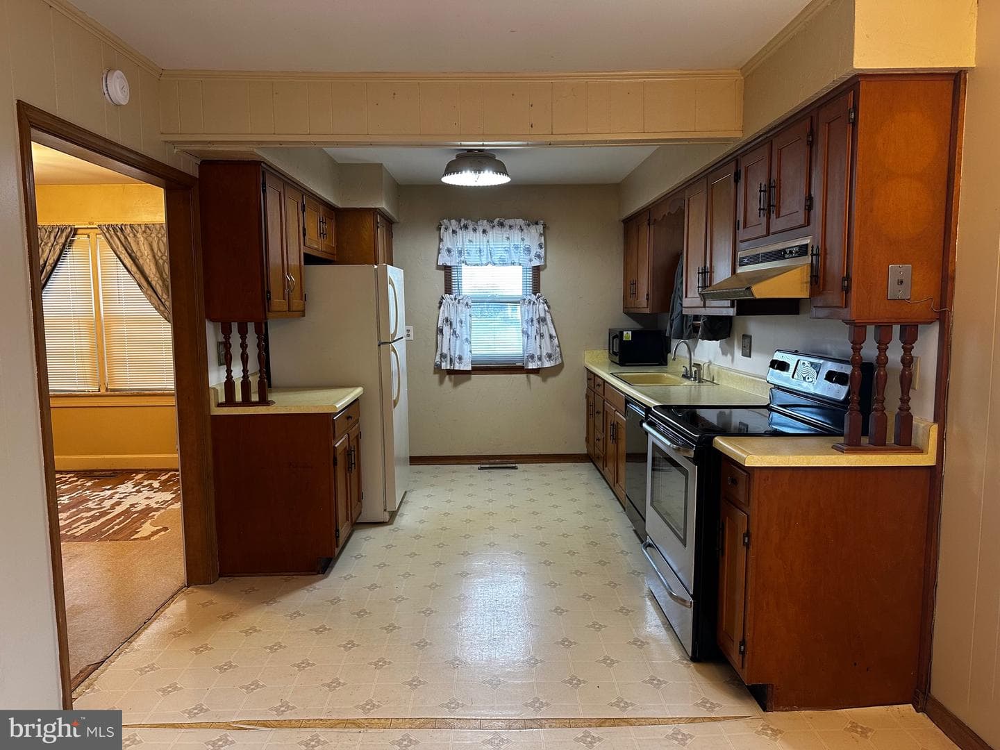 3871 Meadow Bridge Road photo 17