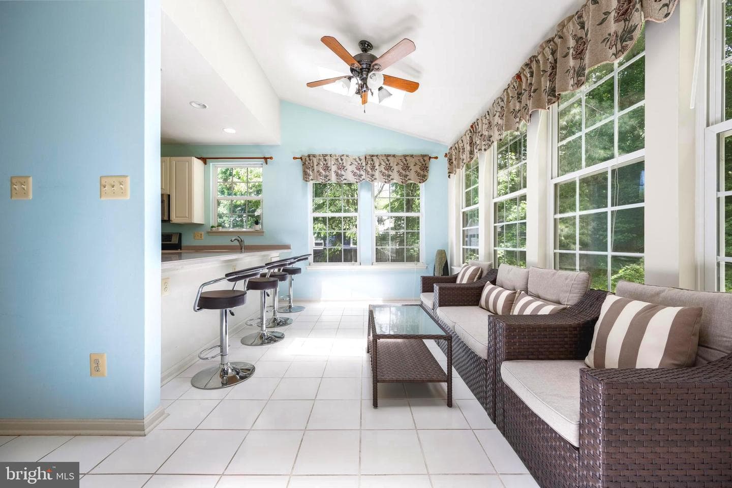 8625 Shadow Lane photo 20