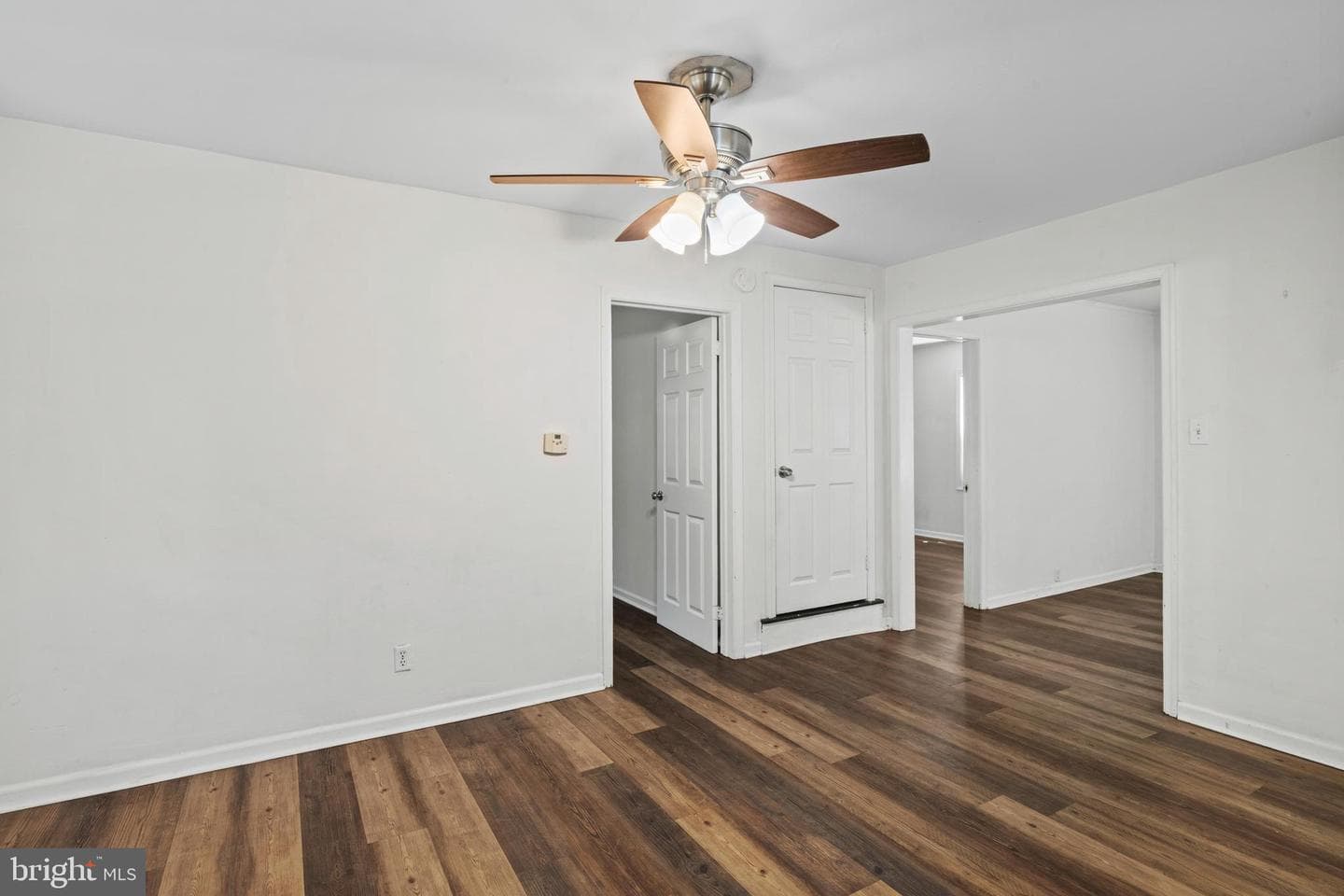 728 Jackson St photo 9