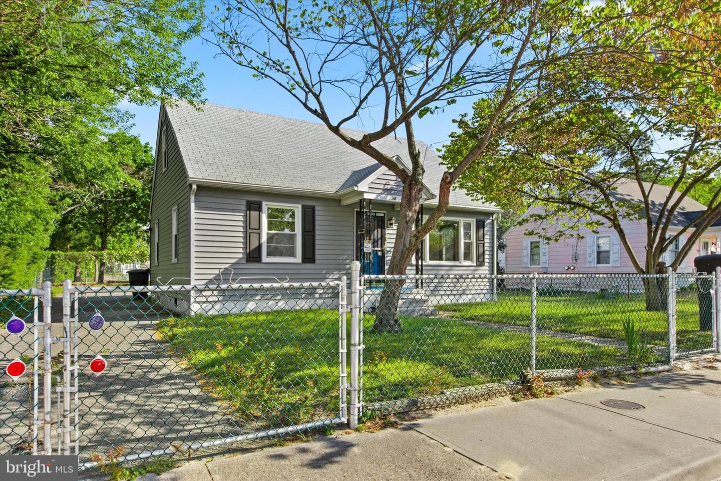 921 Brown Street photo 3
