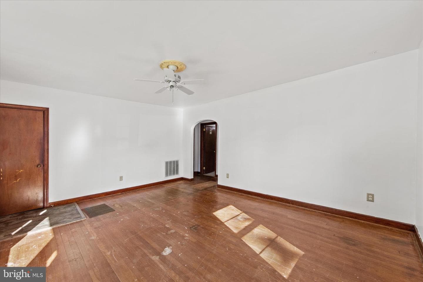 921 Brown Street photo 5