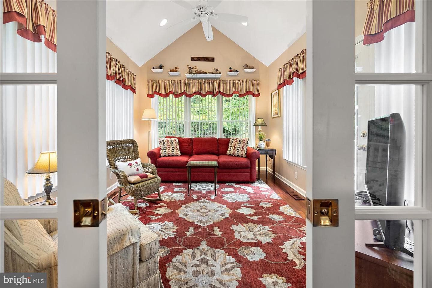 509 Dogwood Drive photo 32