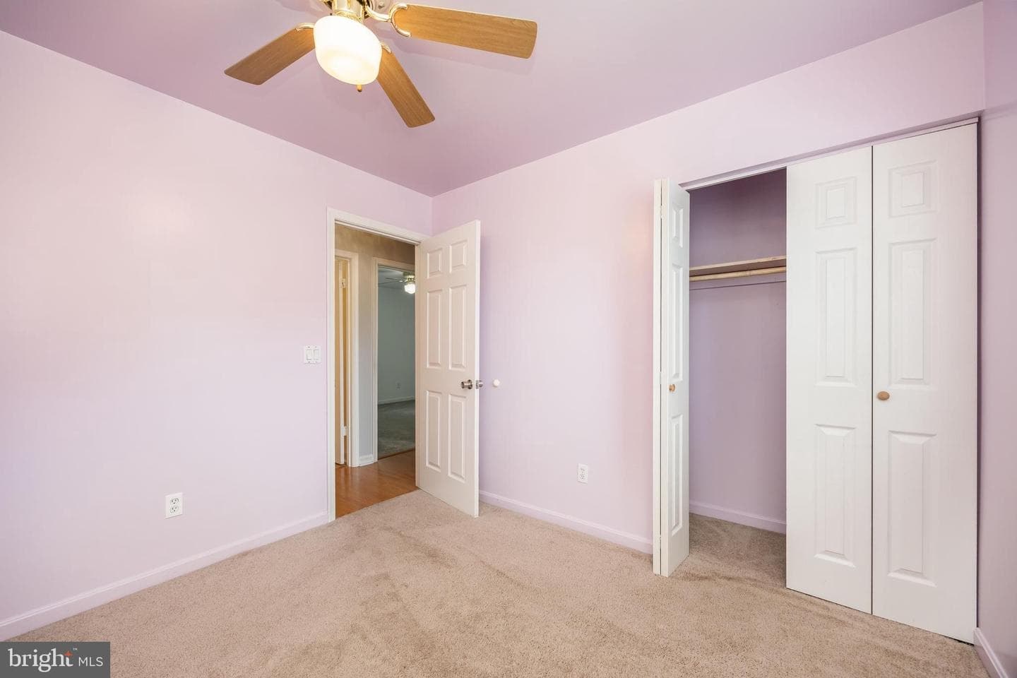 619 Wellington Circle photo 20