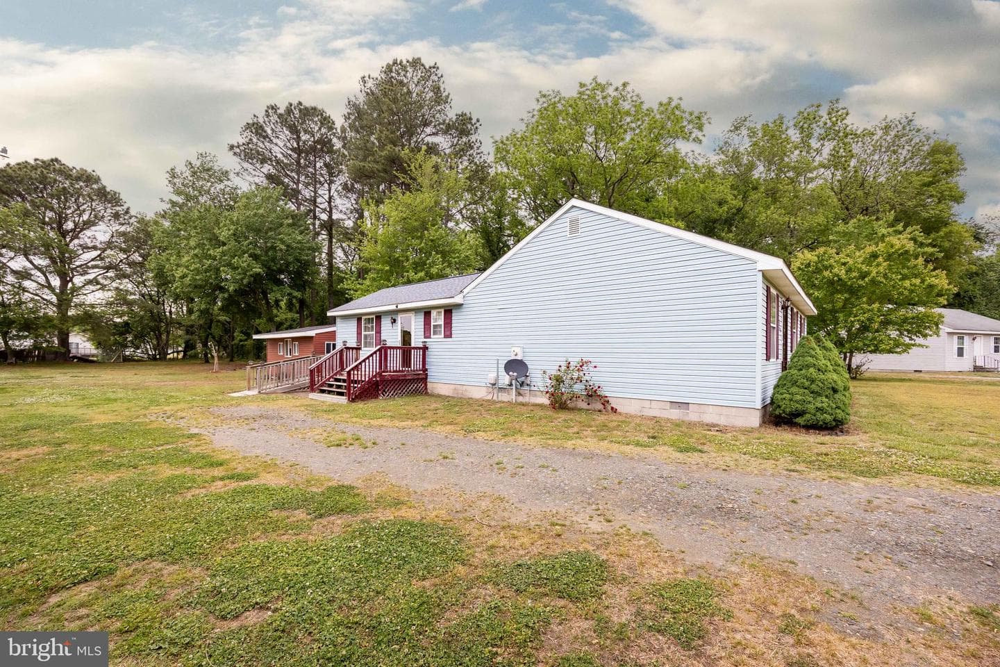 619 Wellington Circle photo 27