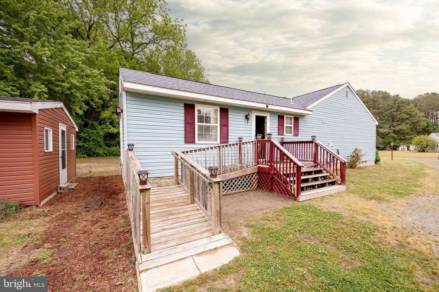 619 Wellington Circle photo 35