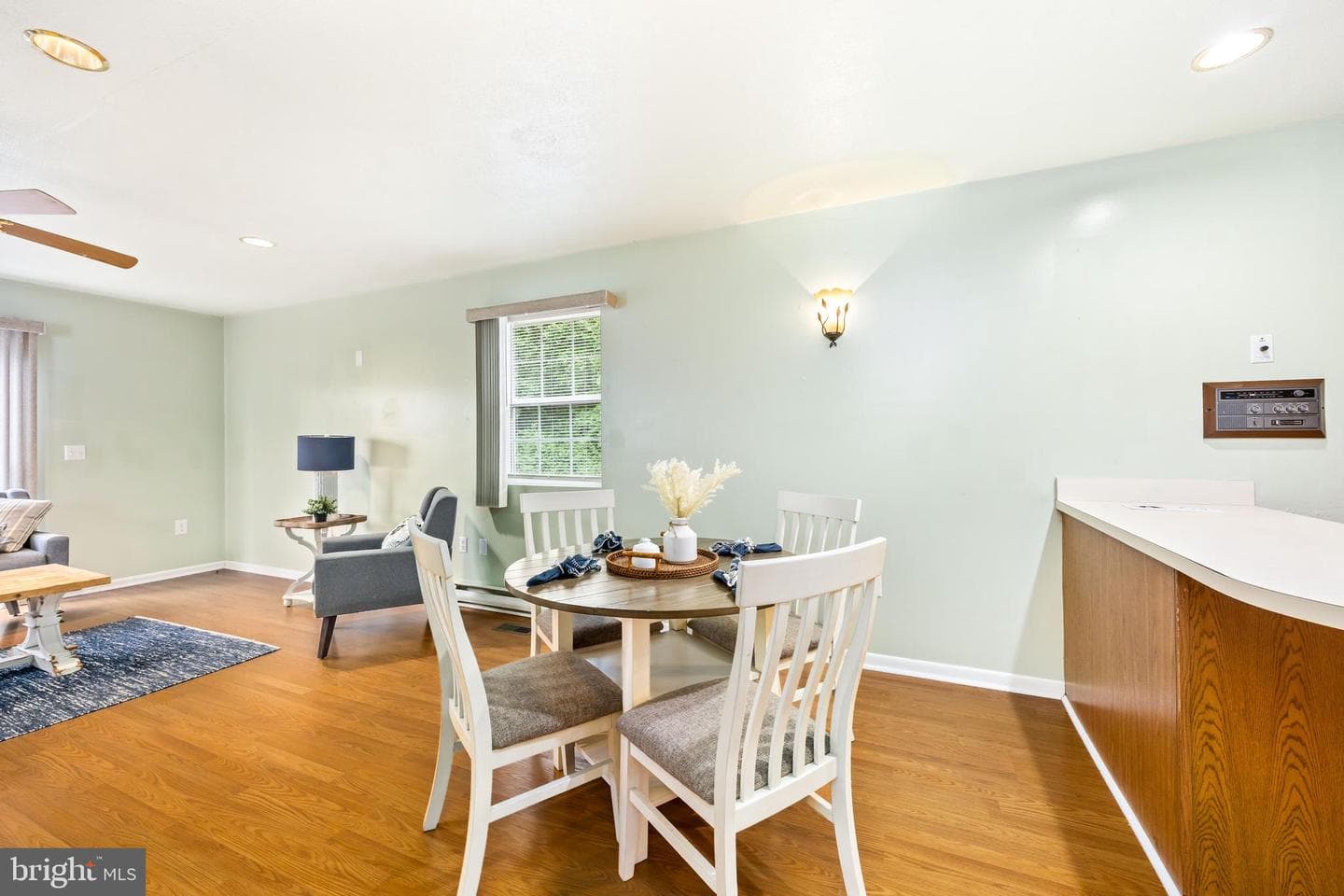 619 Wellington Circle photo 7