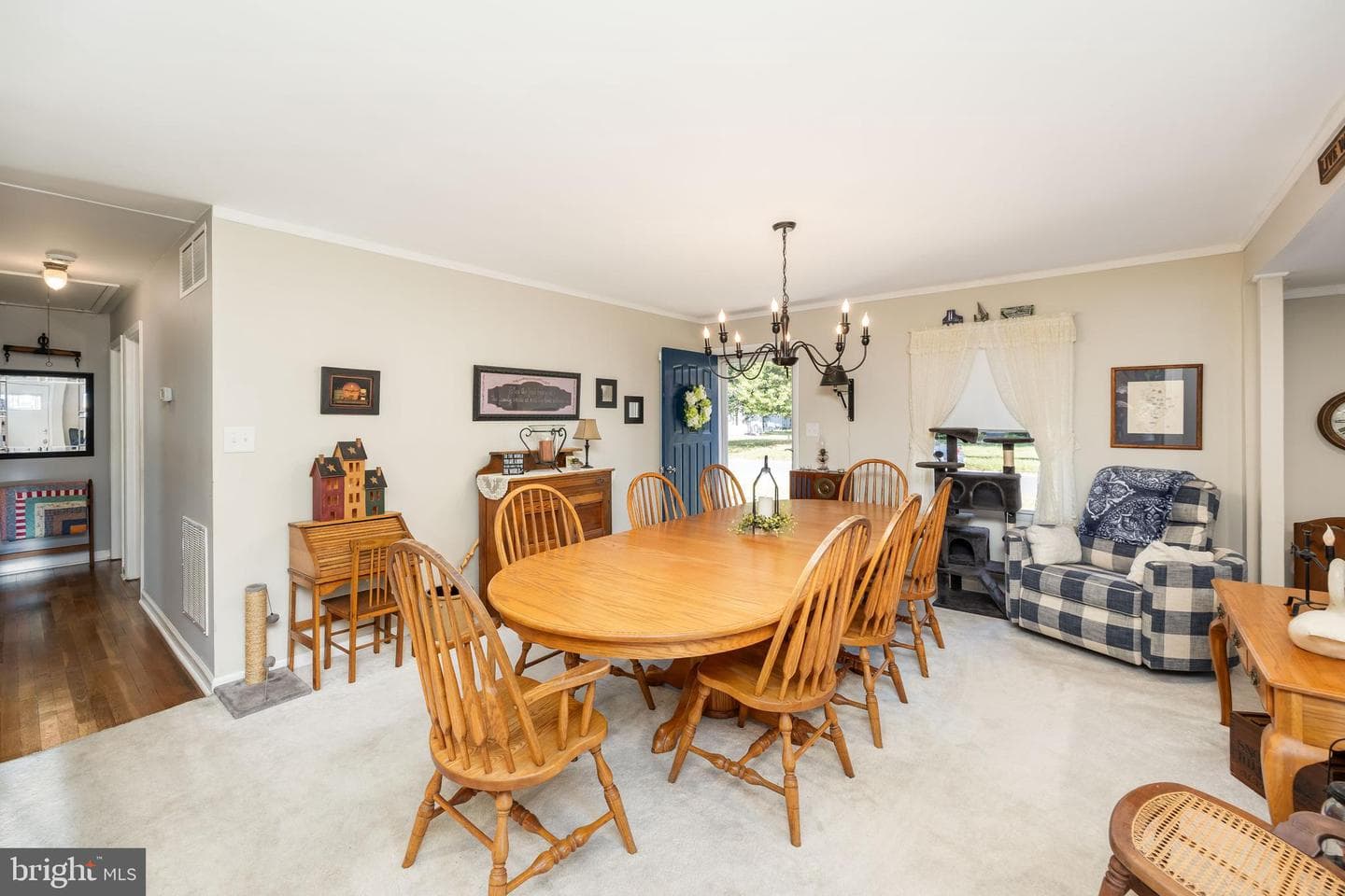 123 Francis Dr photo 6