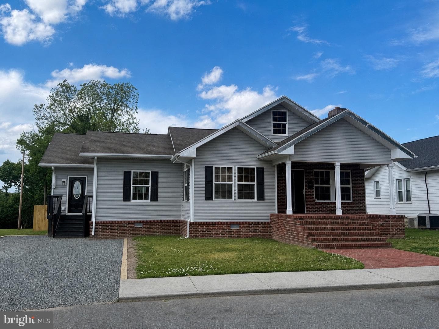 9 Spruce St, Delmar