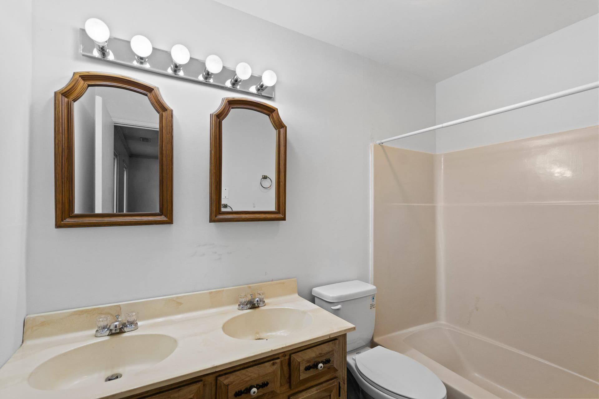 31929 Bonhill Drive photo 32