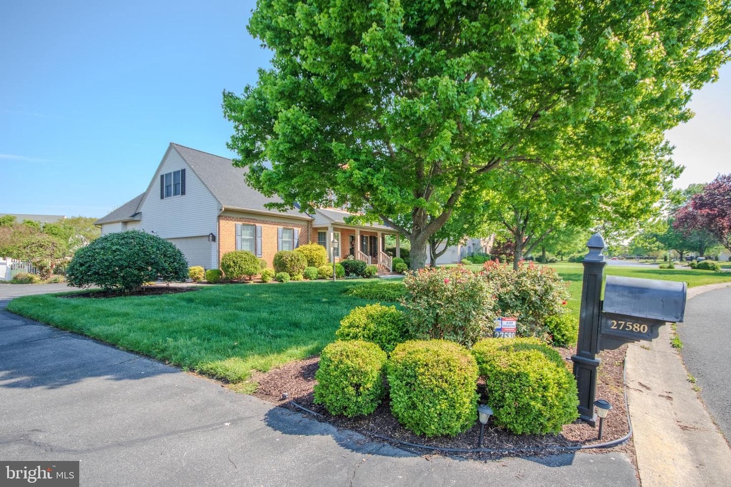 27580 Derby Drive photo 4