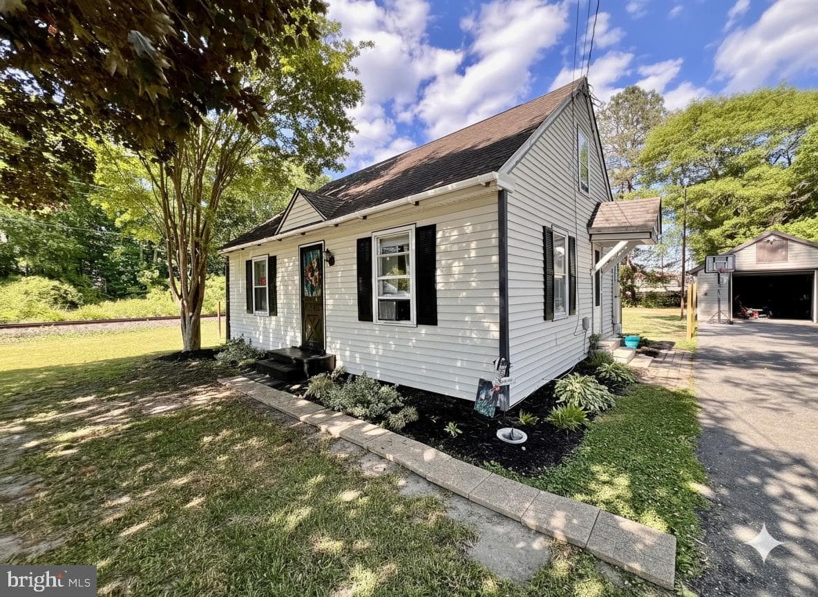 611 Pacific Avenue photo 4