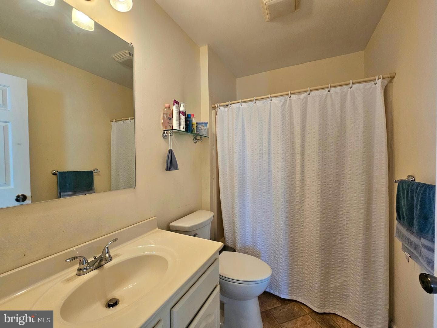 607 Upland Court photo 30