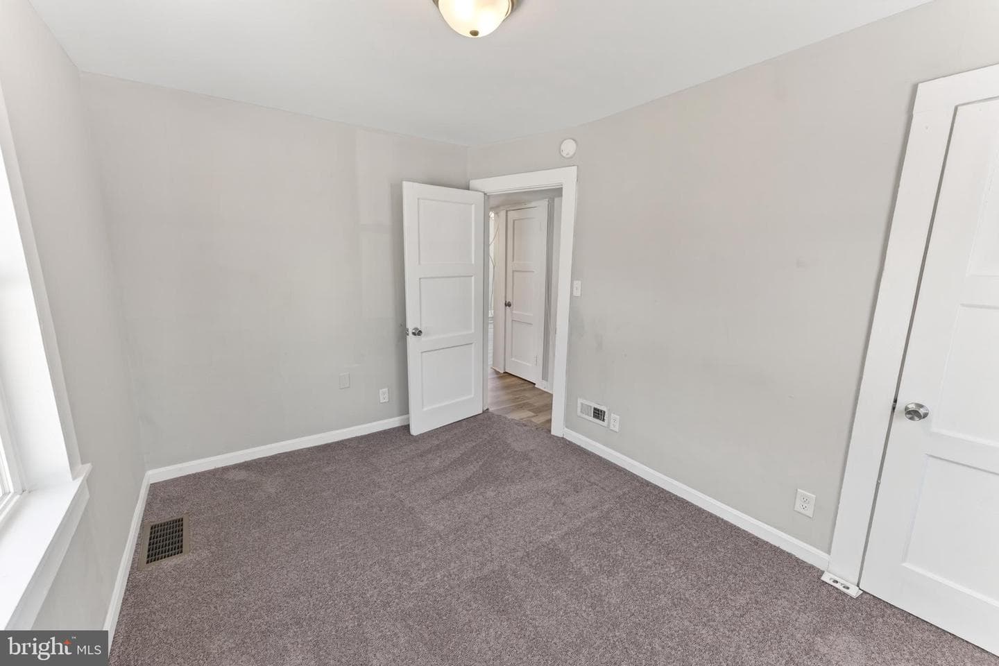 201 Carrollton Avenue photo 19