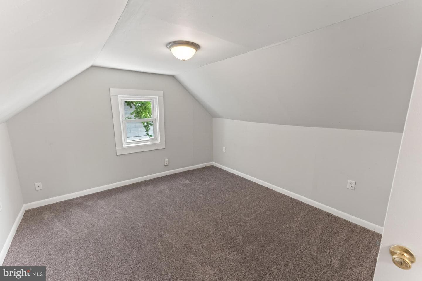 201 Carrollton Avenue photo 23