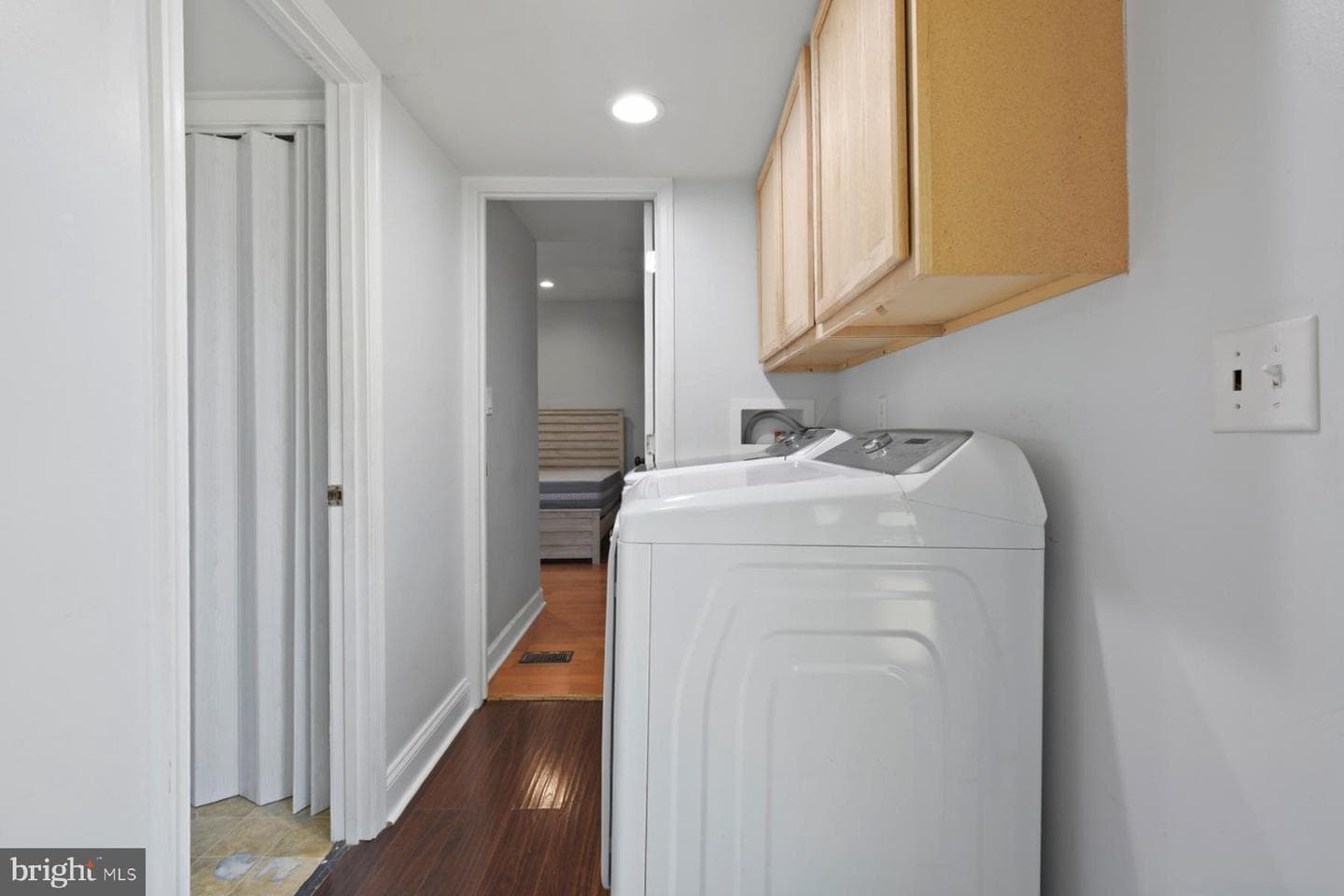 2516 Castle Street photo 17