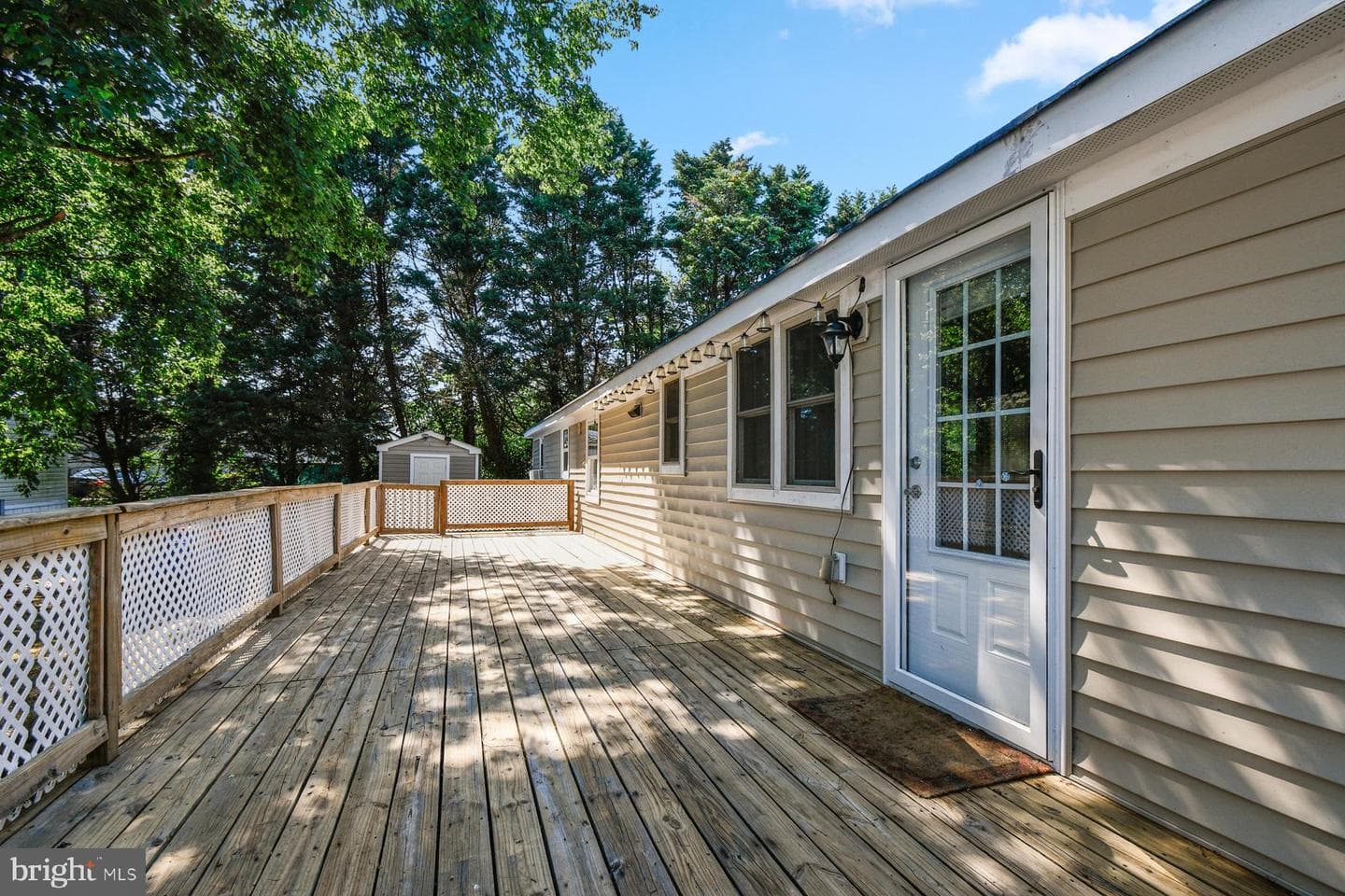 2516 Castle Street photo 29