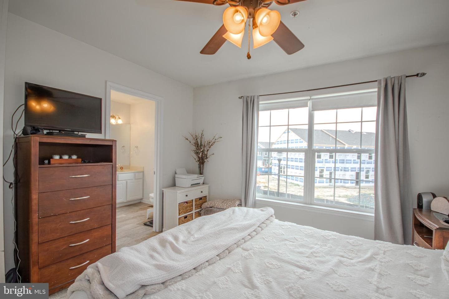 1140 Fairview Ln # 1140 photo 15