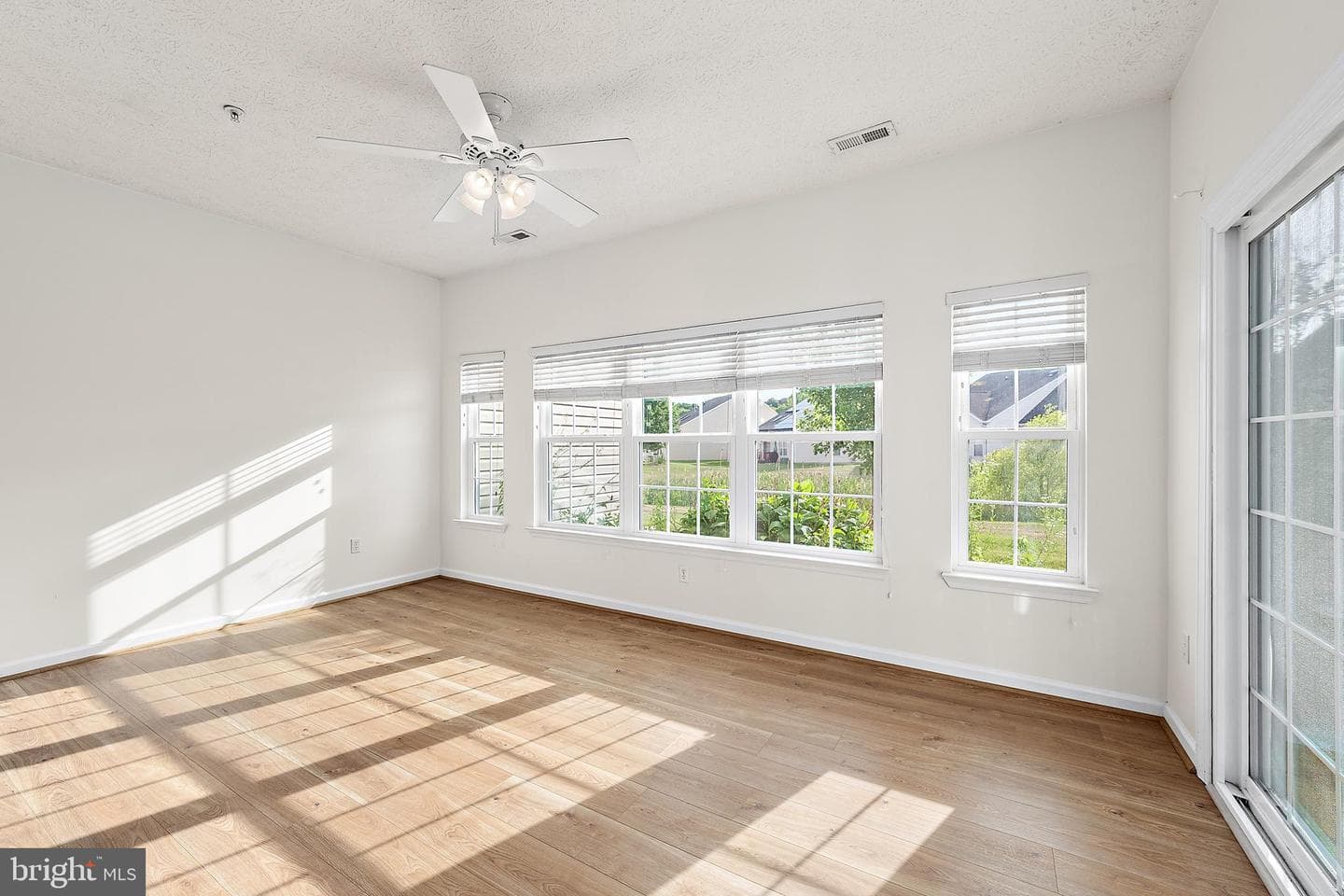 9540 Wedge Way photo 15