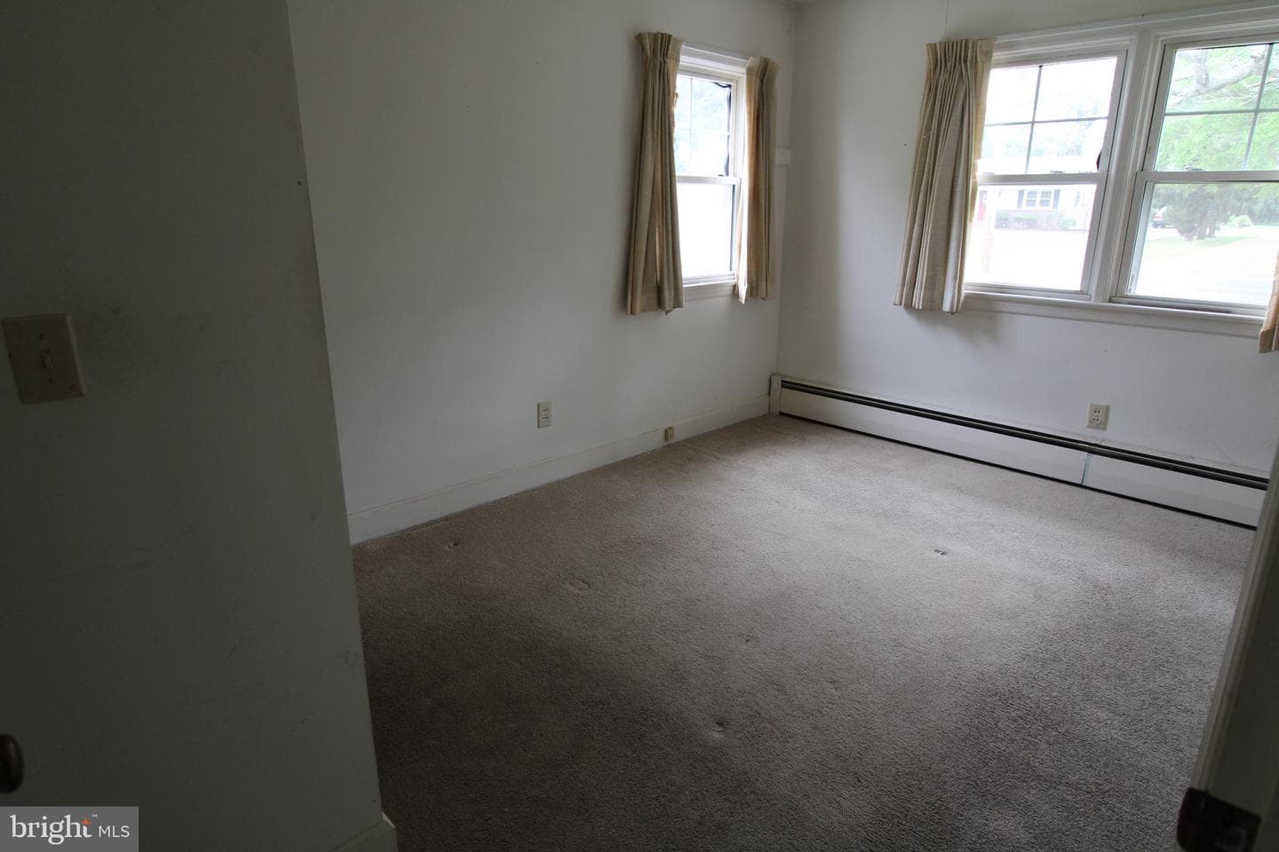 301 Glendale Drive photo 14