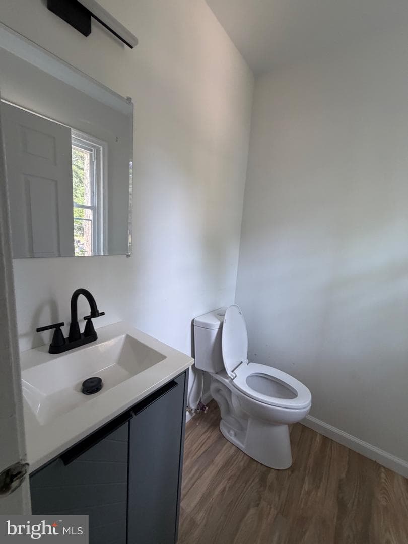 805 Mohawk Avenue photo 8