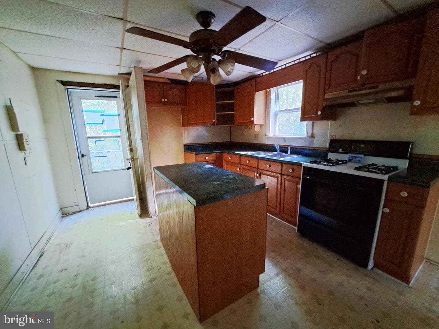 726 S Camden Avenue photo 7