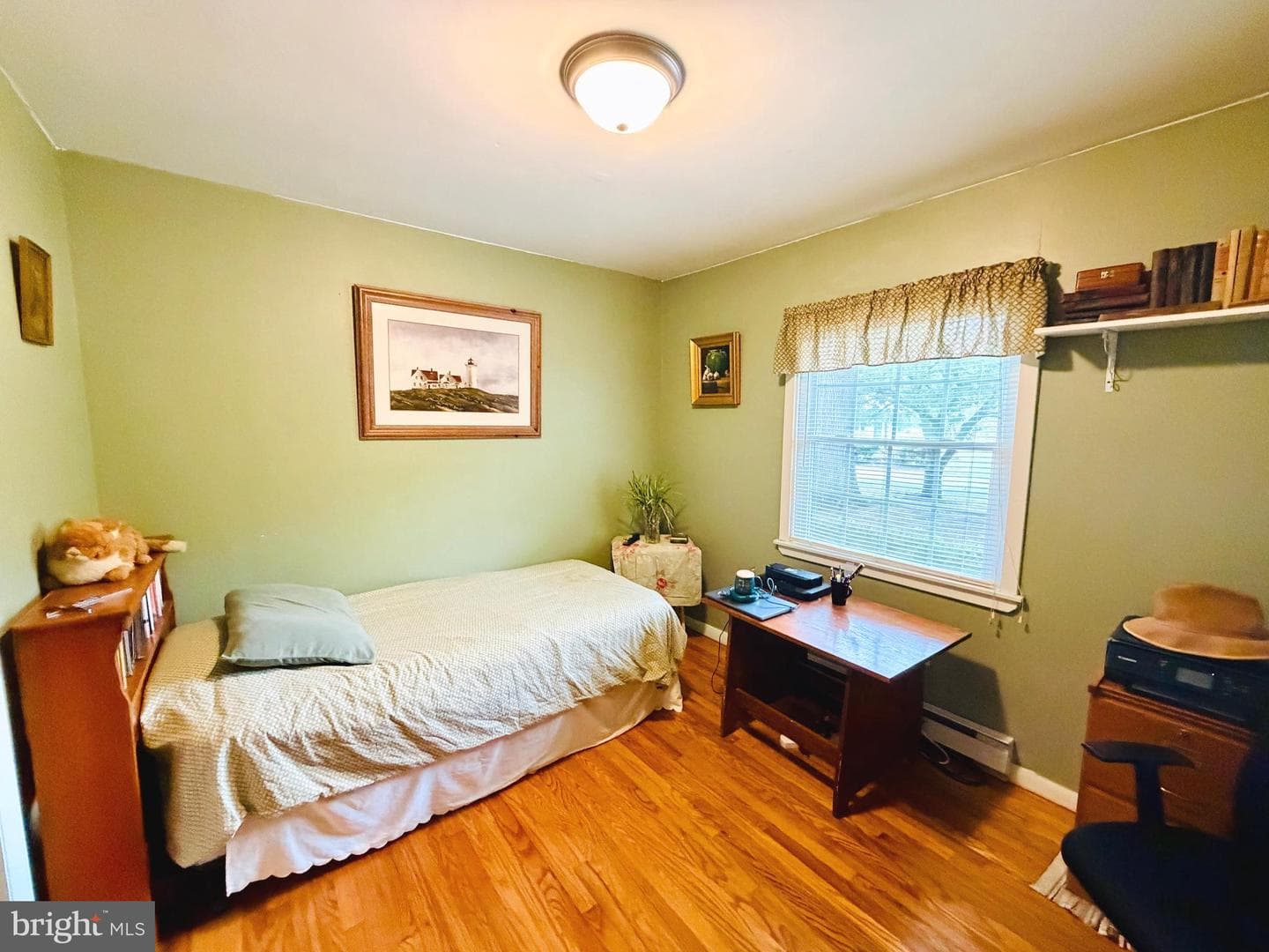 6858 Lois Avenue photo 32
