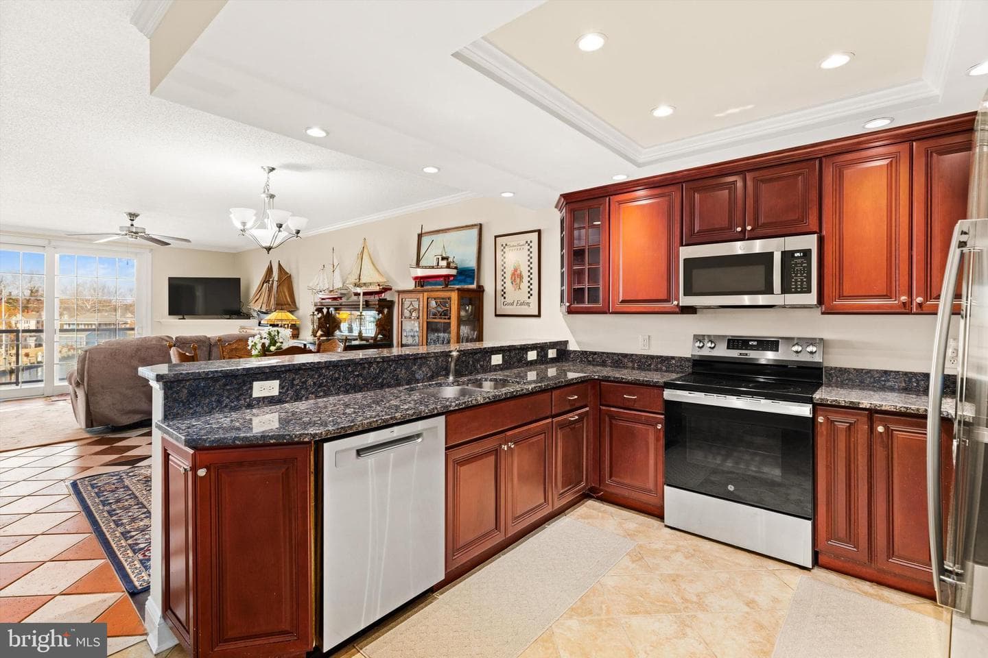 530 Riverside Drive #202 photo 4
