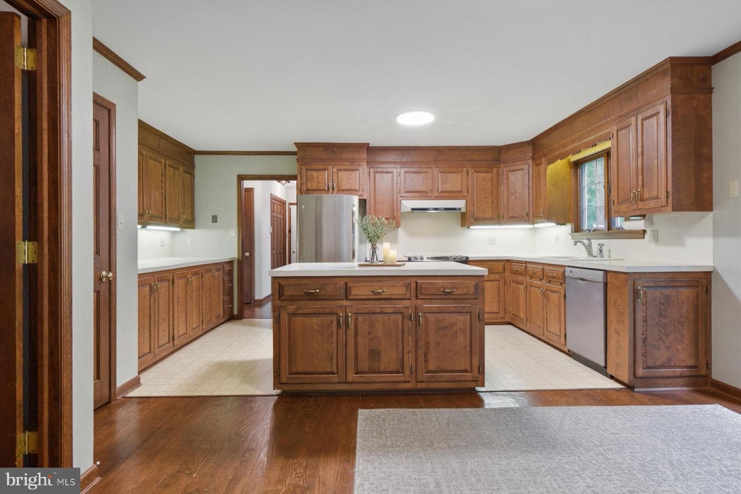 4108 Harvest Lane photo 4