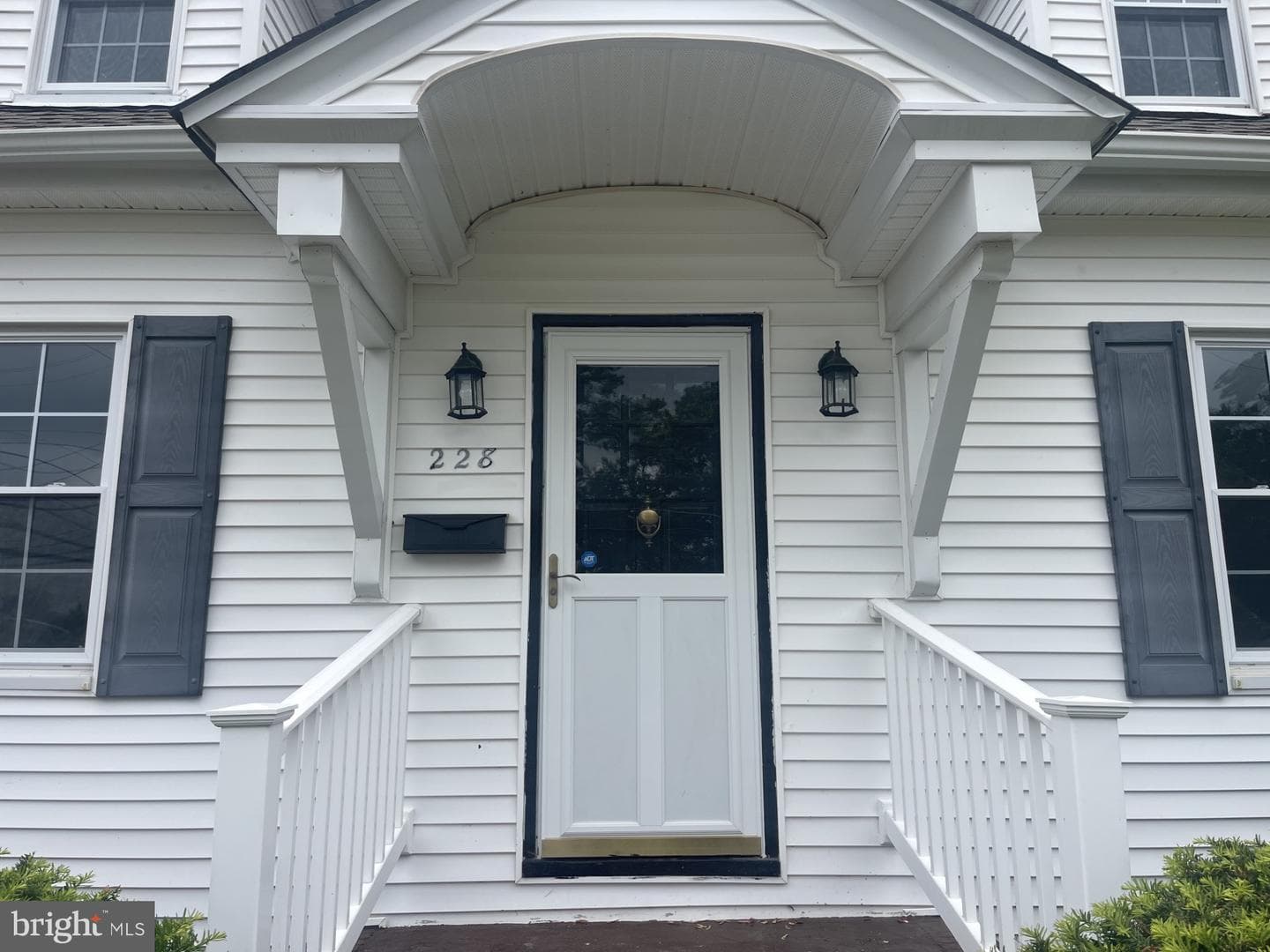 228 Glen Avenue photo 3