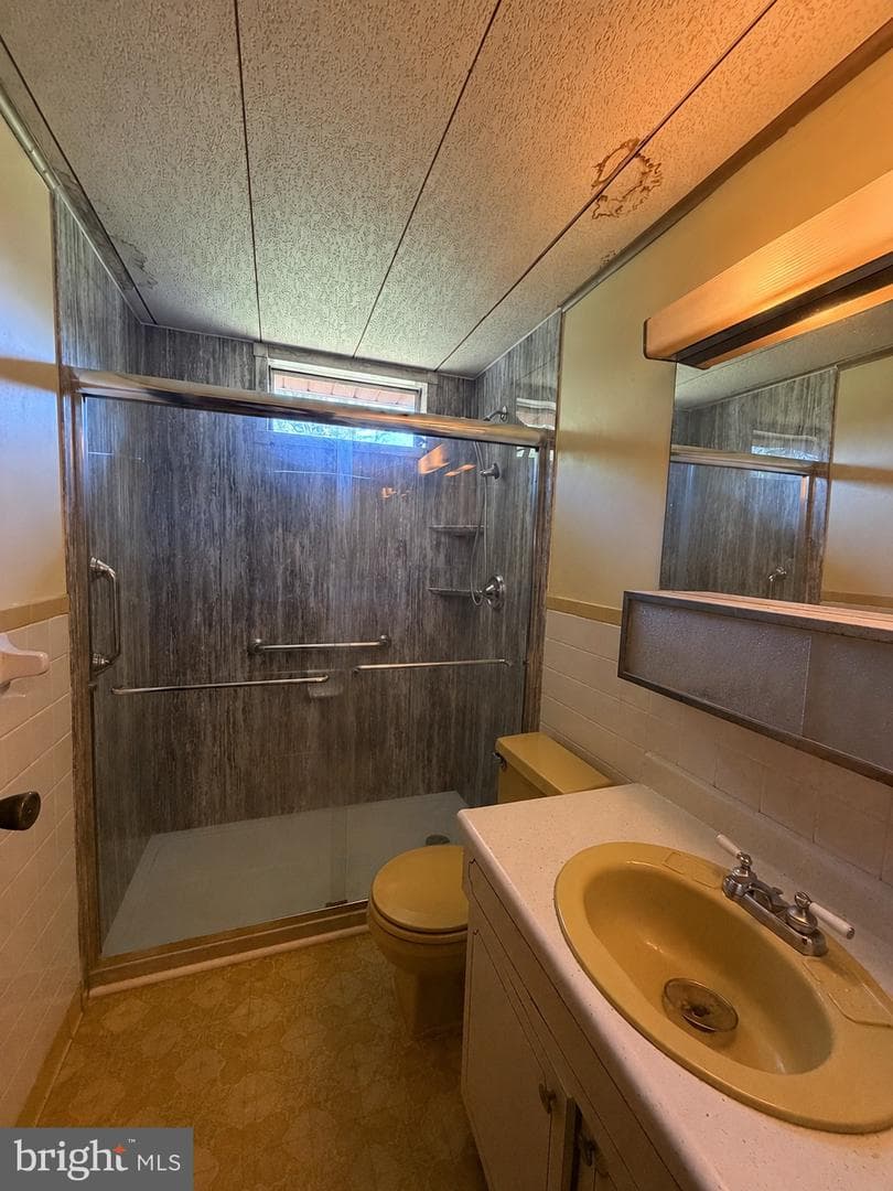 6953 Grenada Drive photo 7