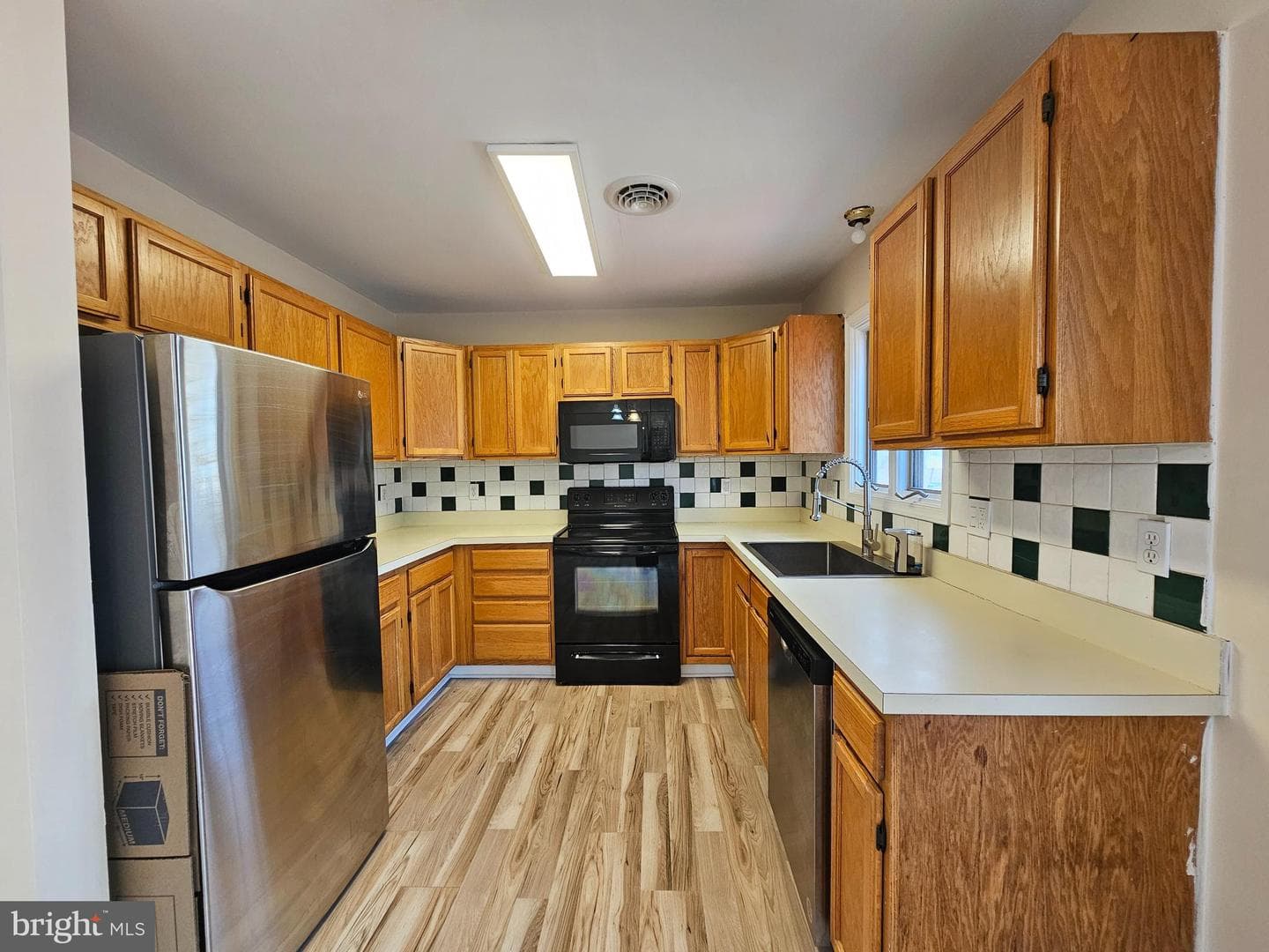 1405 Bantry Ln photo 6