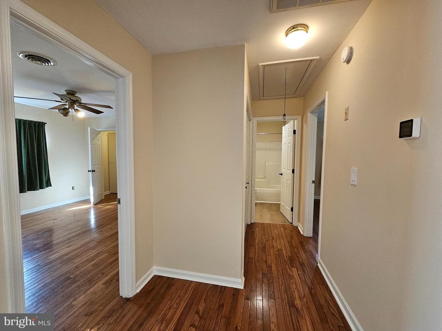 1405 Bantry Ln photo 8