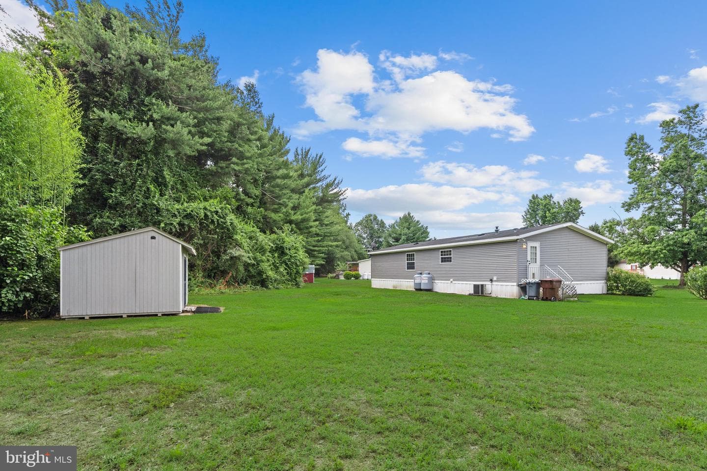 7861 Bennett Park Dr photo 33