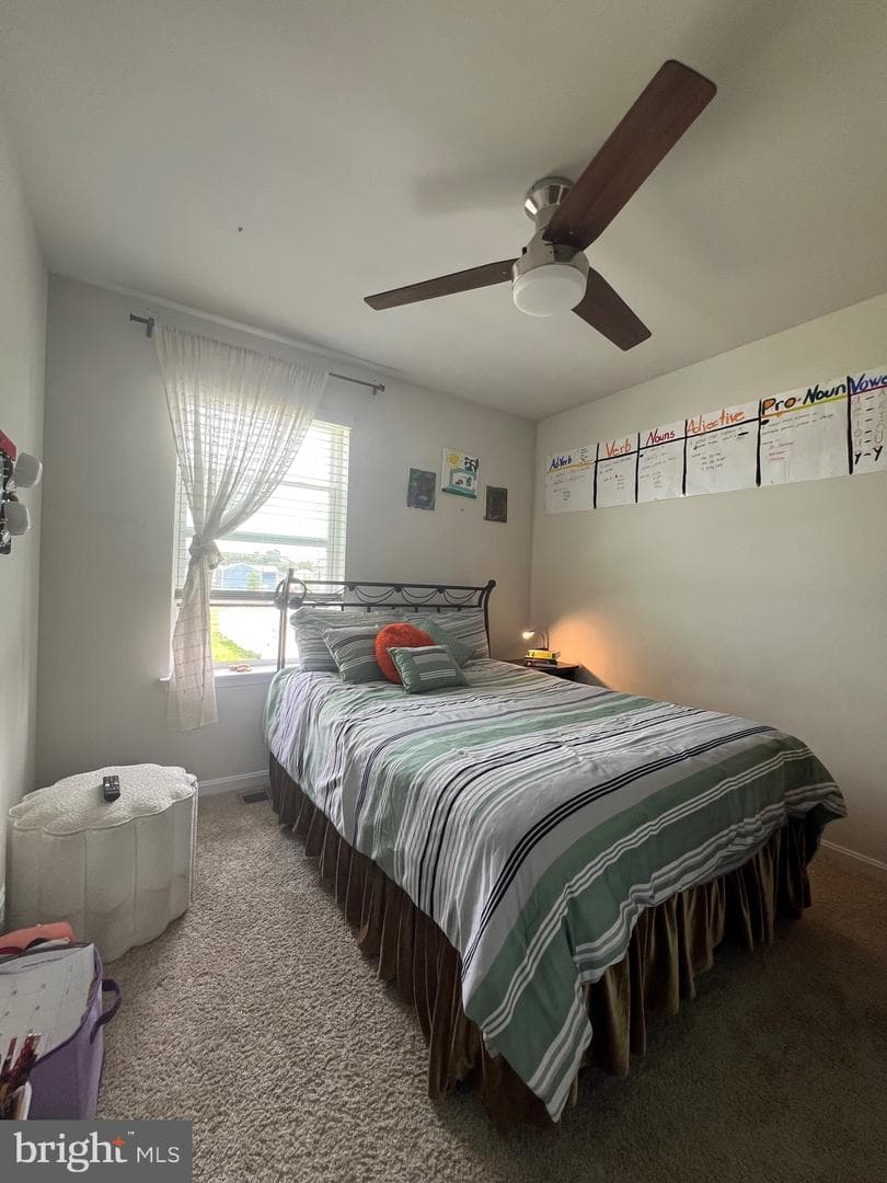 815 Derwent Ln photo 20